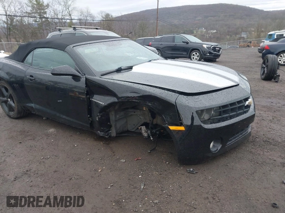 2013 Chevrolet Camaro LT z VIN 2G1FC3D32D9205069, wystawiony jako IAAI lot #41931863 z przebiegiem 75 244 mil mil oraz . Historia ofert i sprzedaży dostępna na DreamBid. Obrazek 6.