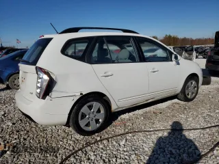 2009 Kia Rondo LX Base with VIN KNAFG528X97249865, listed as a Copart auction lot 77695784 with 149,723 mi miles and Clean Title. Bid and sale history available at carsss.com. Image 3.