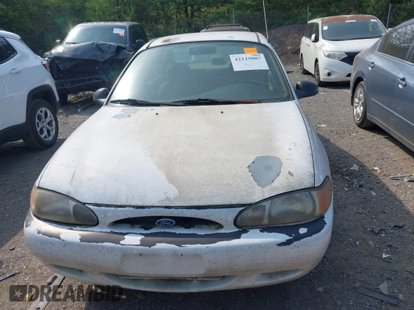 1997 Ford Escort LX with VIN 1FALP13P4VW278594, listed as a IAAI auction lot 42125007 with 290,855 mi miles. Bid and sale history available at carsss.com. Image 6.