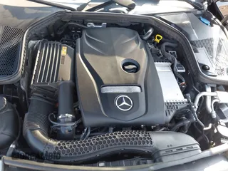 2018 Mercedes-Benz C 300 z VIN WDDWF4KBXJR311890, wystawiony jako IAAI lot #42724821 z przebiegiem 36 938 mil mil oraz . Historia ofert i sprzedaży dostępna na DreamBid. Obrazek 10.