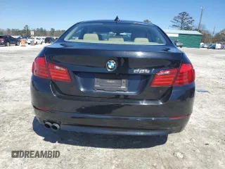 2012 BMW 5 Series 528i z VIN WBAXG5C54CDX05618, wystawiony jako Copart lot #51942095 z przebiegiem 182 597 mil mil oraz Szkoda całkowita • Salvage title. Historia ofert i sprzedaży dostępna na DreamBid. Obrazek 6.
