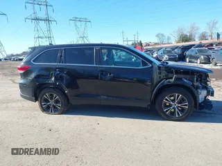 2019 Toyota Highlander LE with VIN 5TDBZRFH0KS964145, listed as a IAAI auction lot 41390943 with 127,163 mi miles and . Bid and sale history available at DreamBid. Image 14.
