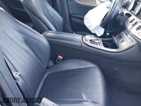 2018 Mercedes-Benz E-Class E 300 with VIN WDDZF4JB0JA299018, listed as a IAAI auction lot 41364406 with 89,697 mi miles. Bid and sale history available at carsss.com. Image 5.