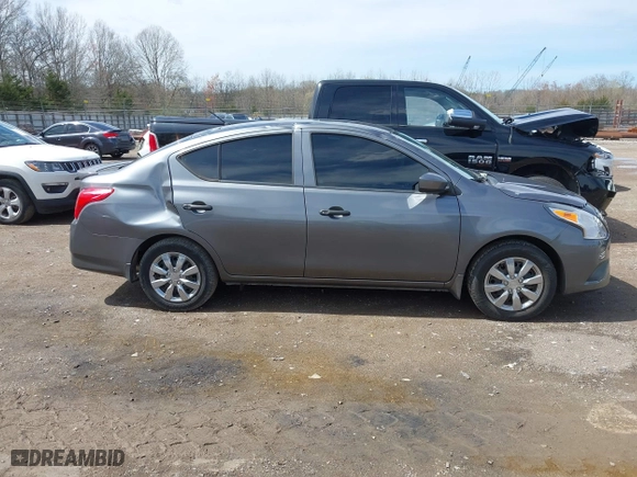 2019 Nissan Versa Sedan SV with VIN 3N1CN7APXKL827919, listed as a IAAI auction lot 41863085 with 100,997 mi miles. Bid and sale history available at carsss.com. Image 13.