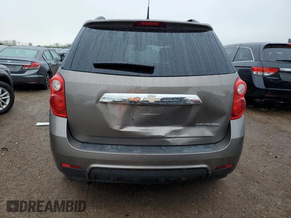 2012 Chevrolet Equinox 1LT z VIN 2GNALDEK6C6385807, wystawiony jako Copart lot #55136835 z przebiegiem 143 451 mil mil oraz Szkody całkowita. Historia ofert i sprzedaży dostępna na DreamBid. Obrazek 6.
