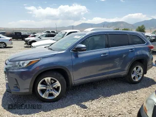 2018 Toyota Highlander Limited with VIN 5TDDZRFH7JS809387, listed as a Copart auction lot 62198655 with 100,493 mi miles and Salvage title. Bid and sale history available at DreamBid. Image 1.