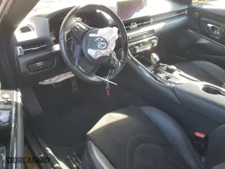 2020 Toyota GR Supra 3.0 with VIN WZ1DB4C08LW032292, listed as a Copart auction lot 42190135 with 43,982 mi miles and Non Repairable. Bid and sale history available at carsss.com. Image 8.