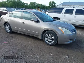 2012 Nissan Altima S z VIN 1N4AL2AP2CN516327, wystawiony jako IAAI lot #42315602 z przebiegiem 160 692 mil mil oraz . Historia ofert i sprzedaży dostępna na DreamBid. Obrazek 1.