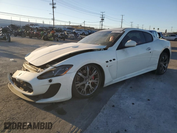 2013 Maserati GranTurismo Sport с VIN ZAM45VLA0D0069194, выставлен на аукционе Copart как лот 84061174 с пробегом 84 549 миль миль и Списание • Salvage title. История ставок и продаж доступна на DreamBid. Изображение 1.