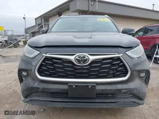 2023 Toyota Highlander L with VIN 5TDKDRBH8PS504579, listed as a IAAI auction lot 41418488 with 23,812 mi miles. Bid and sale history available at carsss.com. Image 13.