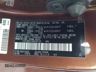 2022 Toyota Sienna XLE with VIN 5TDJRKEC4NS094526, listed as a IAAI auction lot 41399573 with 107,026 mi miles. Bid and sale history available at carsss.com. Image 9.