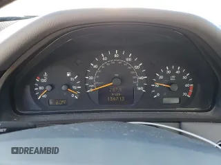 2001 Mercedes-Benz E-Class AWD with VIN WDBJF82J81X059893, listed as a Copart auction lot 80285554 with 156,713 mi miles and Clean Title. Bid and sale history available at carsss.com. Image 9.