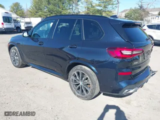 2021 BMW X5 xDrive40i with VIN 5UXCR6C09M9F83785, listed as a IAAI auction lot 41828697 with 57,863 mi miles. Bid and sale history available at carsss.com. Image 3.