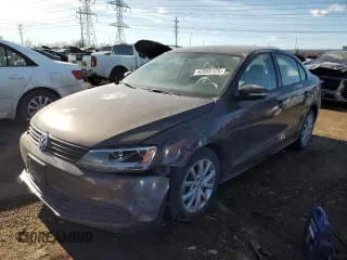 2011 Volkswagen Jetta Sedan SE PZEV with VIN 3VWDZ7AJ2BM027432, listed as a Copart auction lot 42688125 with 137,546 mi miles and Salvage Title. Bid and sale history available at carsss.com. Image 1.