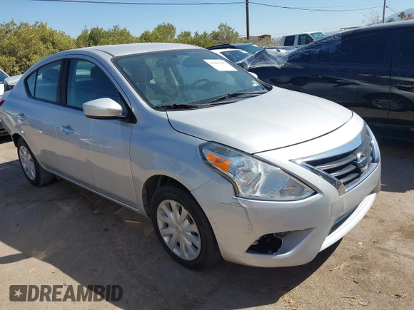 2018 Nissan Versa Sedan SV with VIN 3N1CN7AP8JK438703, listed as a IAAI auction lot 41901137 with 90,646 mi miles. Bid and sale history available at carsss.com. Image 1.