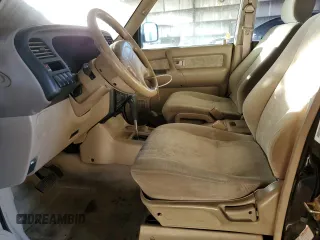 2000 Isuzu Trooper S with VIN JACDJ58X2Y7J03502, listed as a Copart auction lot 41897665 with 183,081 mi miles and Clean title. Bid and sale history available at DreamBid. Image 7.