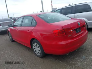2012 Volkswagen Jetta S с VIN 3VW1K7AJ1CM364487, выставлен на аукционе IAAI как лот 42442423 с пробегом 177 382 миль миль и . История ставок и продаж доступна на DreamBid. Изображение 3.
