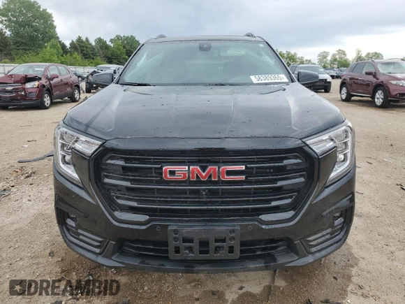 2024 GMC Terrain SLT with VIN 3GKALVEG1RL379965, listed as a Copart auction lot 58389365 with 10,555 mi miles and Salvage title. Bid and sale history available at DreamBid. Image 5.