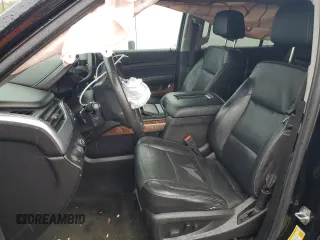 2017 Chevrolet Suburban Premier z VIN 1GNSKJKC3HR322324, wystawiony jako Copart lot #55039595 z przebiegiem 150 117 mil mil oraz Szkoda całkowita • Salvage title. Historia ofert i sprzedaży dostępna na DreamBid. Obrazek 7.