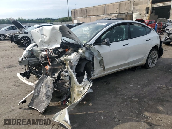 2022 Tesla Model 3 Long Range z VIN 5YJ3E1EB5NF290131, wystawiony jako Copart lot #61128624 z przebiegiem 57 274 mil mil oraz Szkoda całkowita • Salvage title. Historia ofert i sprzedaży dostępna na DreamBid. Obrazek 1.