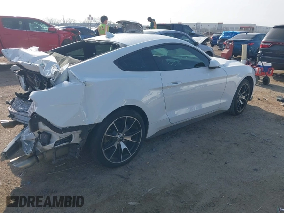 2021 Ford Mustang EcoBoost z VIN 1FA6P8TD5M5133239, wystawiony jako IAAI lot #41899042 z przebiegiem 65 553 mil mil oraz . Historia ofert i sprzedaży dostępna na DreamBid. Obrazek 4.
