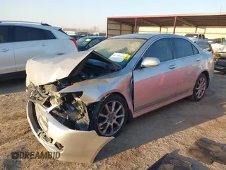 2007 Acura TSX Navi with VIN JH4CL96997C000861, listed as a IAAI auction lot 41785620 with 181,228 mi miles. Bid and sale history available at carsss.com. Image 17.