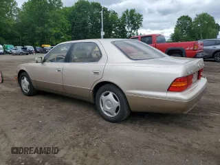 1998 Lexus LS 400 z VIN JT8BH28F7W0118964, wystawiony jako Copart lot #59091225 z przebiegiem 150 362 mil mil oraz Szkody całkowita. Historia ofert i sprzedaży dostępna na DreamBid. Obrazek 2.