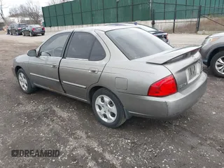 2004 Nissan Sentra S z VIN 3N1CB51D94L861033, wystawiony jako IAAI lot #41956806 z przebiegiem 19 358 mil mil oraz . Historia ofert i sprzedaży dostępna na DreamBid. Obrazek 3.