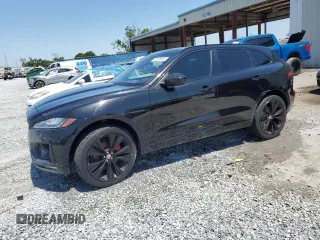 2017 Jaguar F-Pace S z VIN SADCM2BV6HA092232, wystawiony jako Copart lot #52456845 z przebiegiem 107 075 mil mil oraz Szkoda całkowita • Salvage title. Historia ofert i sprzedaży dostępna na DreamBid. Obrazek 1.
