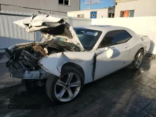 2017 Dodge Challenger R/T z VIN 2C3CDZBT5HH658003, wystawiony jako Copart lot #46854345 z przebiegiem 70 403 mil mil oraz Czysty tytuł • Clean title. Historia ofert i sprzedaży dostępna na DreamBid. Obrazek 1.