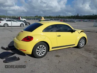 2015 Volkswagen Beetle Fleet Edition with VIN 3VWF17AT6FM641987, listed as a IAAI auction lot 41964021 with 87,818 mi miles and . Bid and sale history available at DreamBid. Image 4.