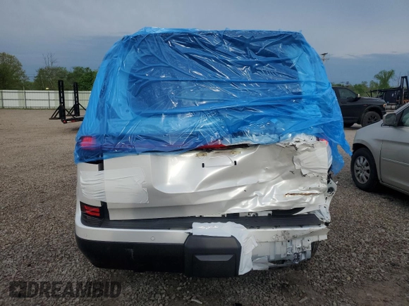 2024 Lexus GX 550 Premium z VIN JTJTBCDX4R5000418, wystawiony jako Copart lot #57461315 z przebiegiem 13 744 mil mil oraz Szkoda całkowita • Salvage title. Historia ofert i sprzedaży dostępna na DreamBid. Obrazek 6.