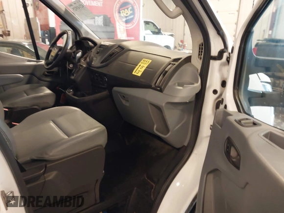 2018 Ford Transit с VIN 1FTBW2CM2JKA88380, выставлен на аукционе IAAI как лот 42143525 с пробегом 100 842 миль миль и . История ставок и продаж доступна на DreamBid. Изображение 5.
