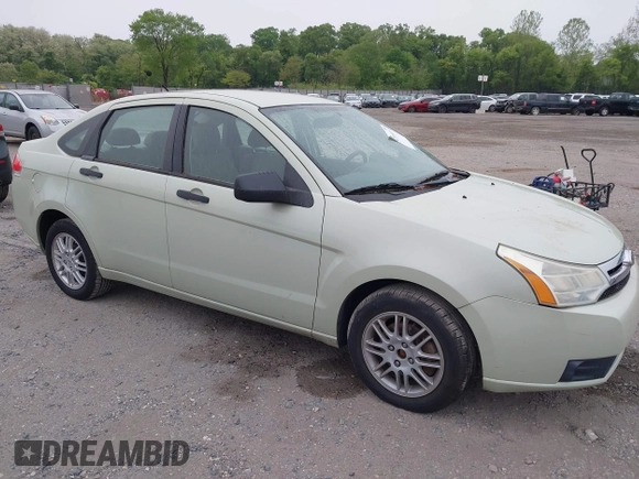 2011 Ford Focus SE with VIN 1FAHP3FN3BW115555, listed as a IAAI auction lot 42193127 with 110,045 mi miles. Bid and sale history available at carsss.com. Image 1.