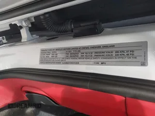 2022 Bentley Bentayga V8 z VIN SJAAM2ZV2NC013035, wystawiony jako IAAI lot #41487773 z przebiegiem 35 500 mil mil oraz . Historia ofert i sprzedaży dostępna na DreamBid. Obrazek 9.