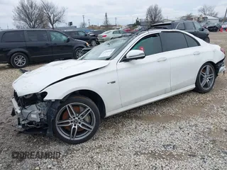 2019 Mercedes-Benz E 450 with VIN WDDZF6JB3KA667513, listed as a IAAI auction lot 41945410 with Not Provided miles and . Bid and sale history available at DreamBid. Image 2.