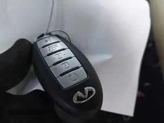 2018 Infiniti QX60 with VIN 5N1DL0MM8JC504233, listed as a IAAI auction lot 41474743 with 111,555 mi miles. Bid and sale history available at carsss.com. Image 11.