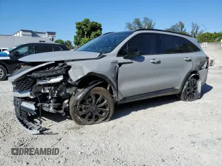 2023 Kia Sorento SX z VIN 5XYRKDLFXPG172260, wystawiony jako Copart lot #49510845 z przebiegiem 18 199 mil mil oraz Nie do naprawy • Non repairable. Historia ofert i sprzedaży dostępna na DreamBid. Obrazek 1.