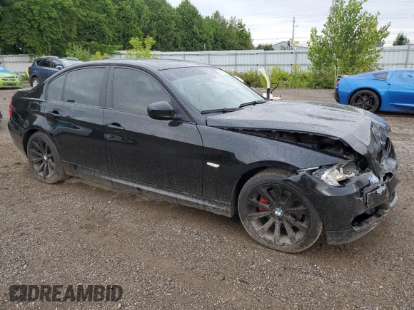 2009 BMW 3 Series 323i z VIN WBAPG73539A641268, wystawiony jako Copart lot #65438134 z przebiegiem 202 480 mil mil oraz Szkoda całkowita • Salvage title. Historia ofert i sprzedaży dostępna na DreamBid. Obrazek 4.