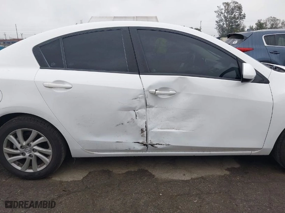 2012 Mazda Mazda3 i Grand Touring with VIN JM1BL1W77C1638030, listed as a IAAI auction lot 41885872 with 179,266 mi miles. Bid and sale history available at carsss.com. Image 13.