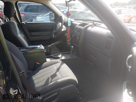 2011 Dodge Nitro Heat with VIN 1D4PT4GK7BW602014, listed as a IAAI auction lot 42371556 with 143,986 mi miles and . Bid and sale history available at DreamBid. Image 5.