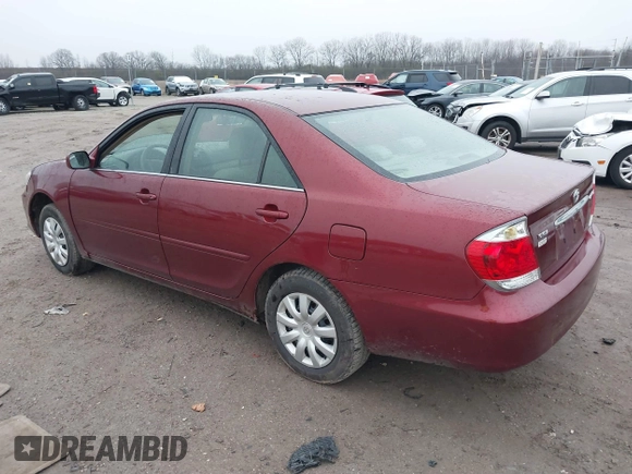 2006 Toyota Camry STD with VIN 4T1BE32K96U146291, listed as a IAAI auction lot 40940095 with 186,957 mi miles. Bid and sale history available at carsss.com. Image 3.