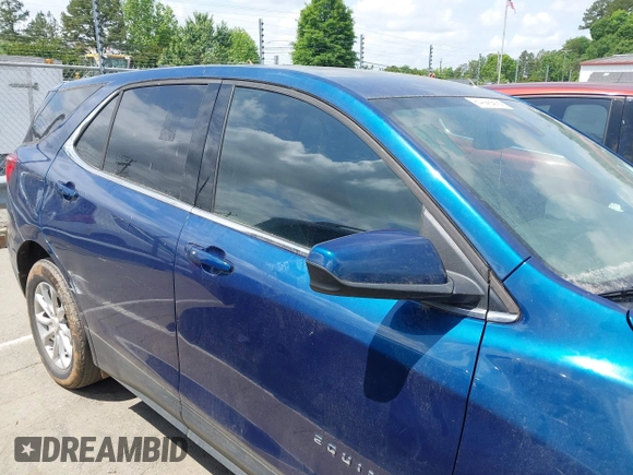 2020 Chevrolet Equinox LT with VIN 3GNAXKEV1LL277674, listed as a IAAI auction lot 42134928 with 104,408 mi miles and . Bid and sale history available at carsss.com. Image 13.
