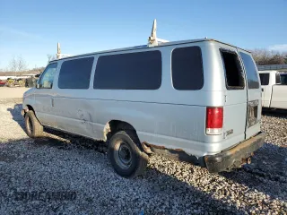 2000 Ford Econoline Passenger XL with VIN 1FBSS31S0YHB66699, listed as a Copart auction lot 46336245 with 189,130 mi miles and Salvage Title. Bid and sale history available at DreamBid. Image 2.