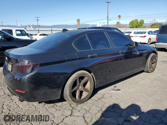 2013 BMW 5 Series 535i with VIN WBAFR7C57DC818682, listed as a Copart auction lot 46553845 with 152,962 mi miles and Clean Title. Bid and sale history available at DreamBid. Image 3.