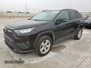 2021 Toyota RAV4 XLE with VIN 2T3W1RFV0MW149640, listed as a Copart auction lot 58821125 with 105,483 mi miles and Salvage title. Bid and sale history available at DreamBid. Image 1.