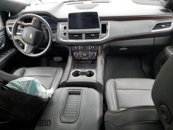 2022 Chevrolet Suburban High Country with VIN 1GNSKGKLXNR363841, listed as a Copart auction lot 84008044 with 42,053 mi miles and Salvage Title. Bid and sale history available at DreamBid. Image 8.