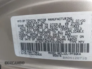 2000 Toyota Sienna LE with VIN 4T3ZF13C5YU315823, listed as a IAAI auction lot 42232438 with 248,010 mi miles and . Bid and sale history available at DreamBid. Image 9.