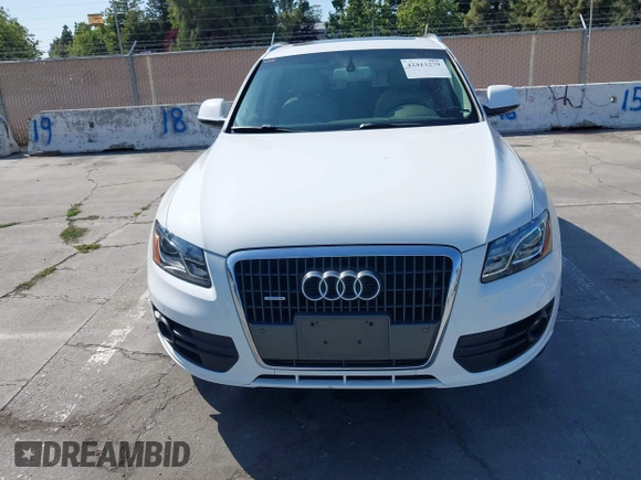 2011 Audi Q5 Premium Plus с VIN WA1LFAFPXBA079187, выставлен на аукционе IAAI как лот 42413279 с пробегом Не указан миль и . История ставок и продаж доступна на DreamBid. Изображение 6.