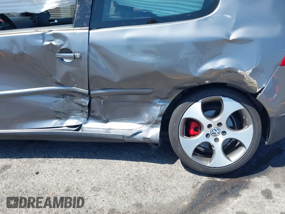 2009 Volkswagen GTI с VIN WVWFD71K39W018428, выставлен на аукционе IAAI как лот 42087828 с пробегом 107 725 миль миль и . История ставок и продаж доступна на DreamBid. Изображение 6.